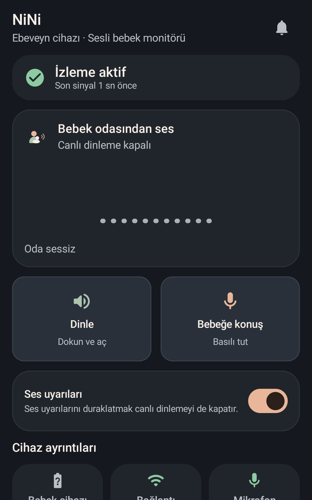 NiNi ebeveyn ekranı: dinleme ve bas-konuş kontrolleri ile örnek izleme durumu.
